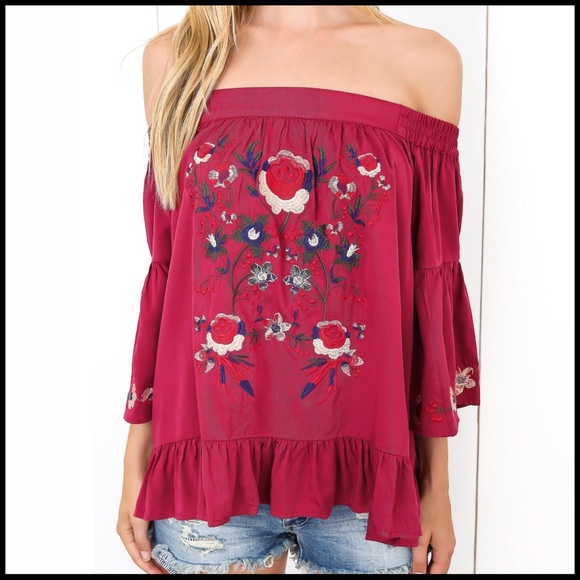 Embroidered Off-Shoulder Top - Picture 6 of 7